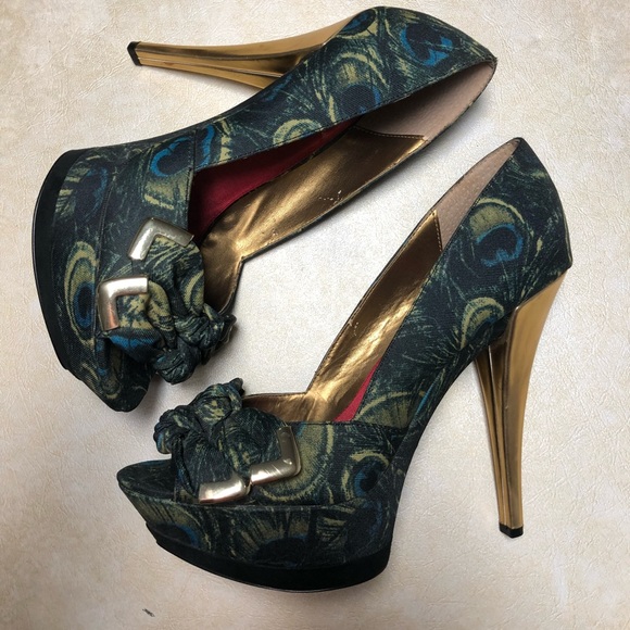 Sam Edelman Shoes - Sam Edelman Peacock Platforms